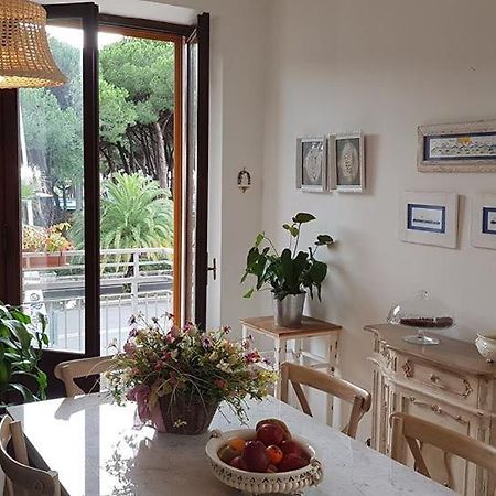 马瑞纳迪卡拉拉Brezza Marina住宿加早餐旅馆 外观 照片