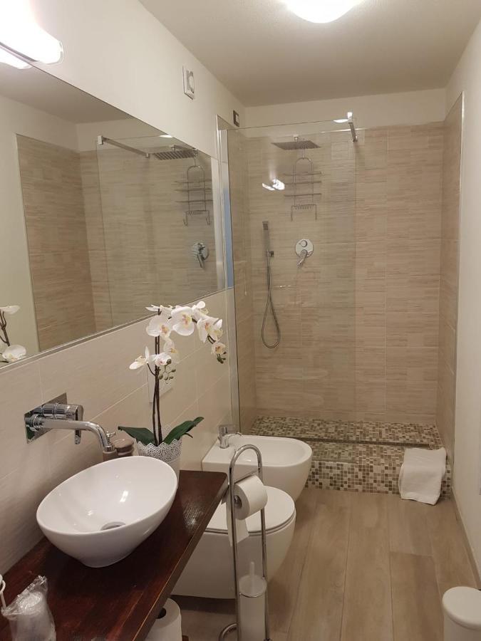 马瑞纳迪卡拉拉Brezza Marina住宿加早餐旅馆 外观 照片