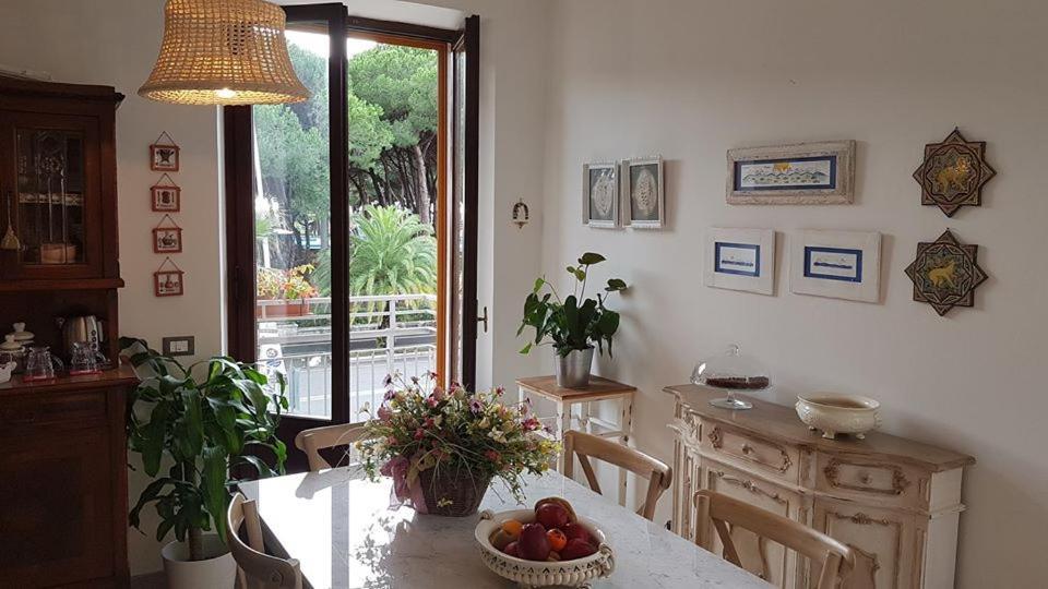 马瑞纳迪卡拉拉Brezza Marina住宿加早餐旅馆 外观 照片